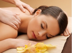 Massage zur Lockerung von Verspannungen